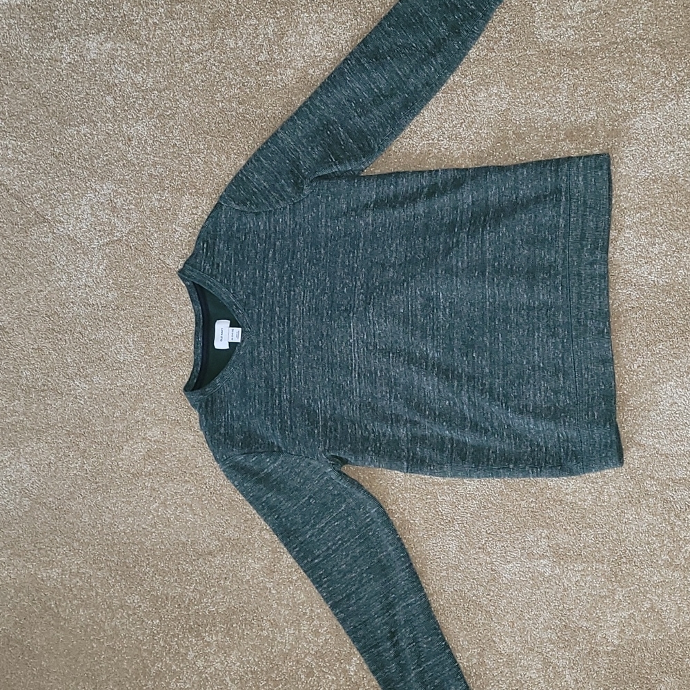 Old Navy Sweater size XL 14-16